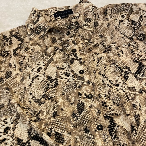 Anthropologie Sanctuary Snakeskin Print Buttondown - Picture 2 of 3